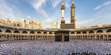 Visiting Saudi Arabia? Umrah pilgrims and tourists should save these essential contact numbers