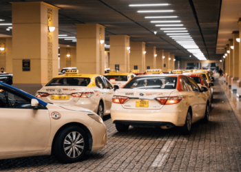 Saving Money on Taxis in Dubai: A Comprehensive Guide to Fares and Charges (2024)