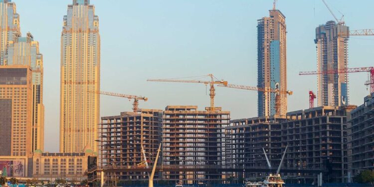 The reportage seals a deal with Turkish and Azeri groups for a joint venture in real estate