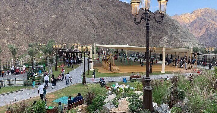 The Perfect Day Trip To Wadi Shees: 5 Things To Do