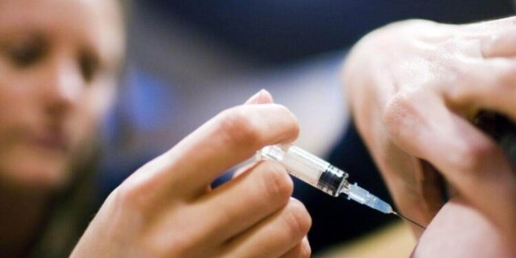 Keep your children healthy and protected with free vaccinations in the UAE!