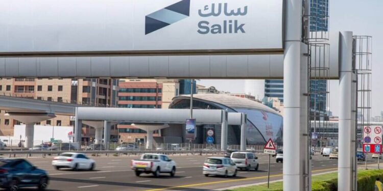 All free parking options and public transport at Dubai Mall - skip the Salik-based parking