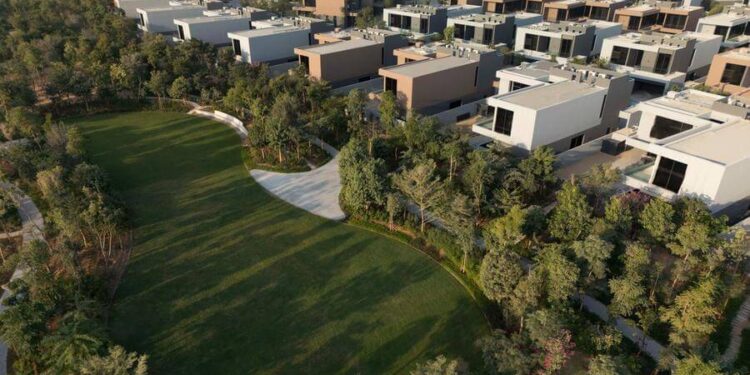 A mega Sharjah project has been completed with 1,000 new homes by Arada