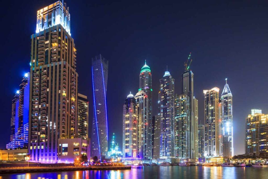 The Dubai property market sets an all-time quarterly sales record of Dh141.9 billion