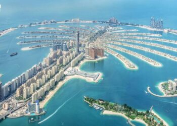 The price of Dubai villas has risen almost a third in a year