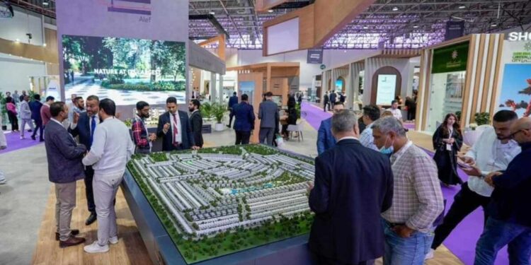 A $373 million real estate transaction is signed by Alef Group