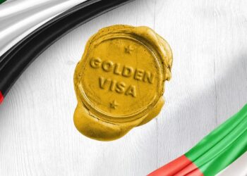 What are the eligibility criteria for Dubai Golden Visas for teachers and educators?